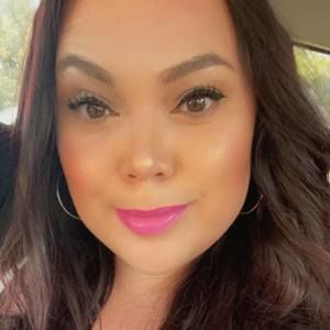 Meet your Posher, Isabel